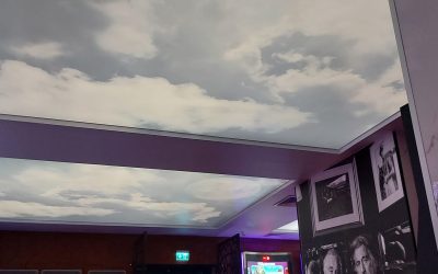 Montaj tavane extensibile printate cu iluminat led in sala de jocuri DeNiro, Rm Valcea